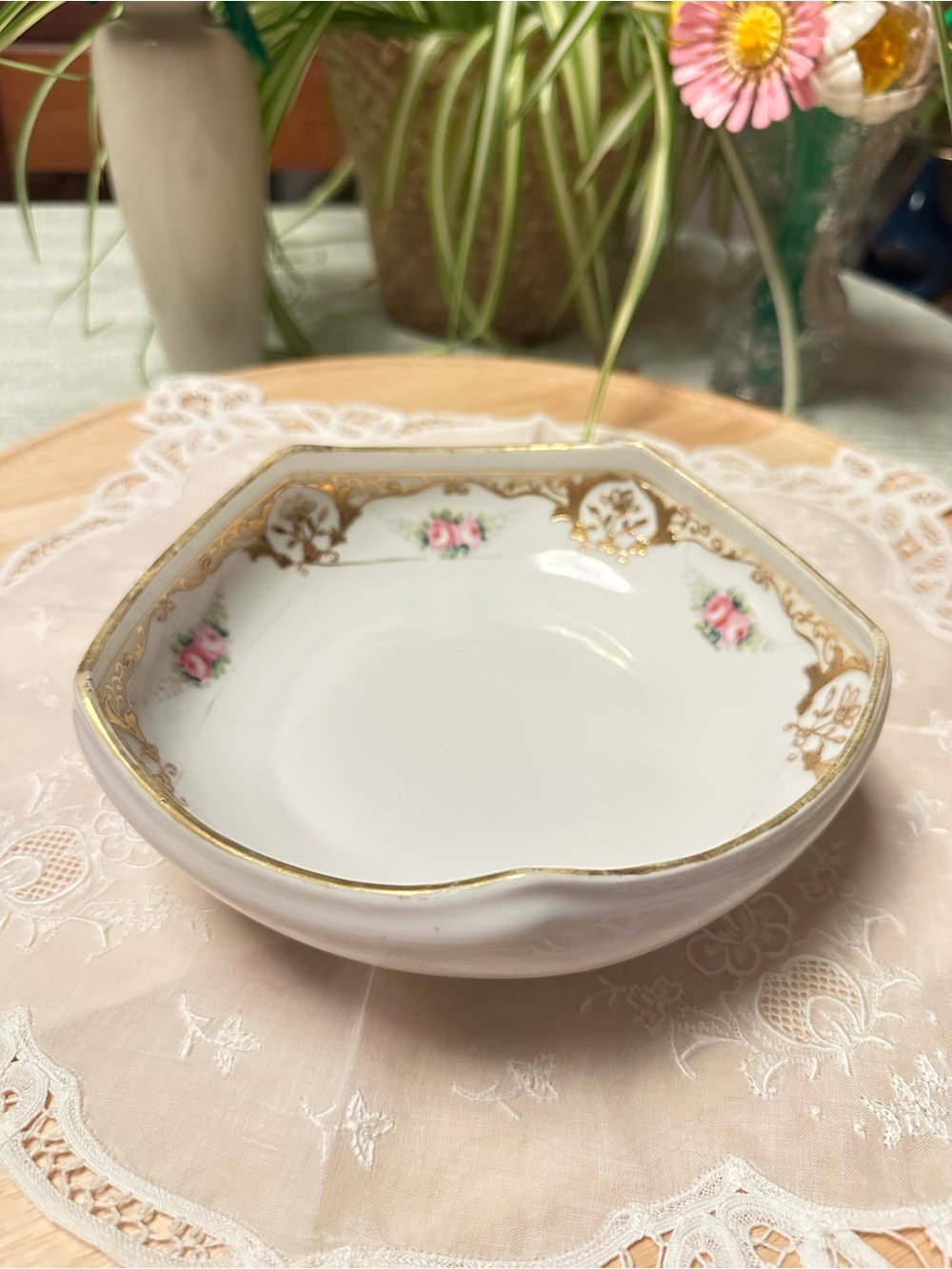 Antique Hand Painted Nippon Rose Porcelain Berry Bowl Gold Gilt